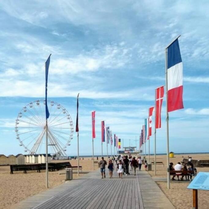 Appartement Ouistreham Proche Centre Et Plage Zewnętrze zdjęcie